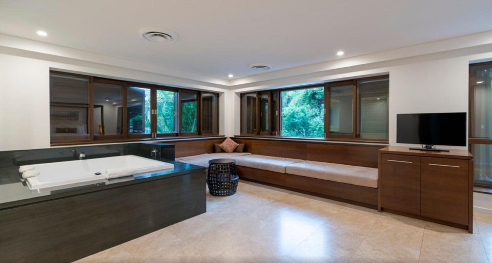 Luxury Apartments At Temple Resort And Spa Port Douglas Chambre photo